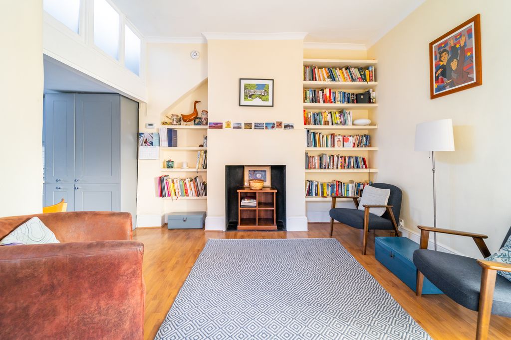 Property photo 3 of 16 Ndb01221