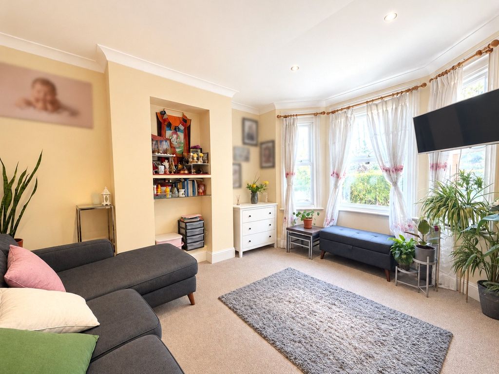 Property photo 2 of 13 Picture No. 05