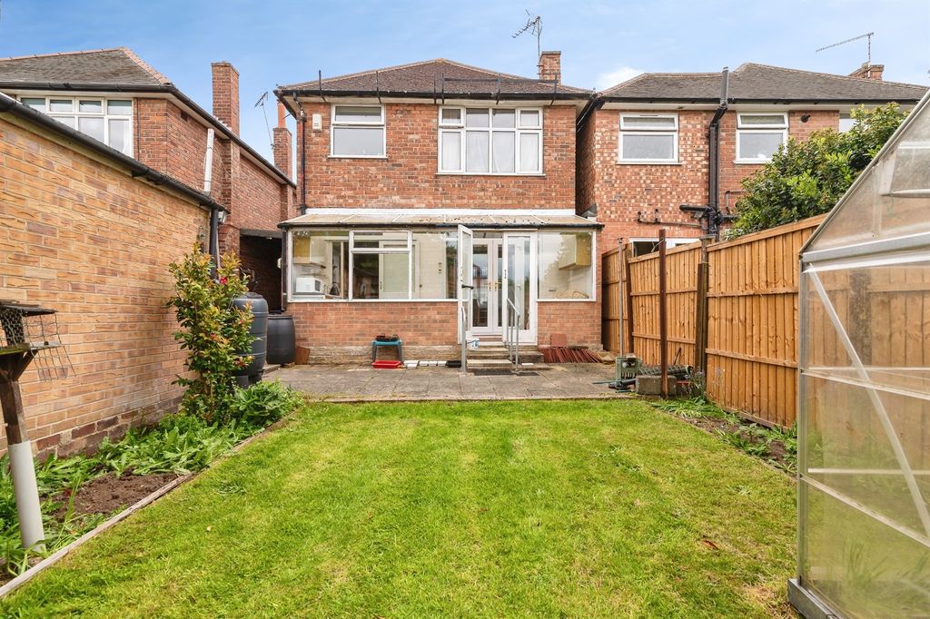 Property photo 2 of 16