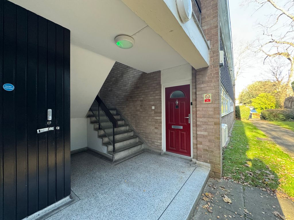 Property photo 2 of 20 Image00033