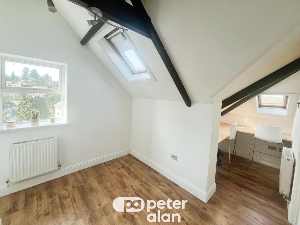 Property photo 3 of 4