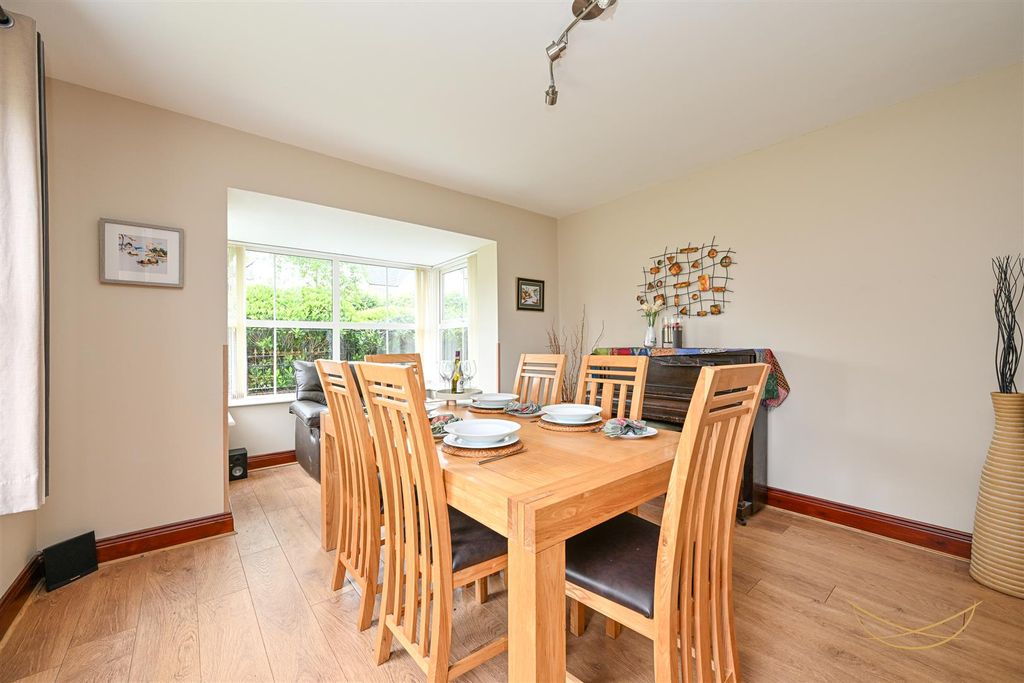 Additional image 11 of 4 bed detached house for saleDermont Crescent, Newtownabbey BT36