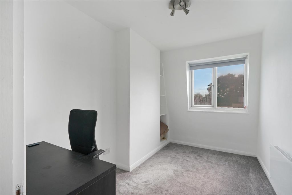 Property photo 2 of 12 9, 134 Sinclair Road - 5Edxhpcmlhik5H3Maiv1.Jpg