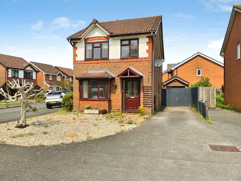 Property photo 1 of 12