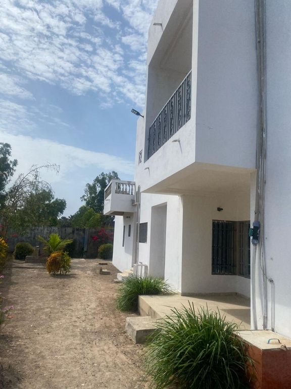 Property photo 1 of 11