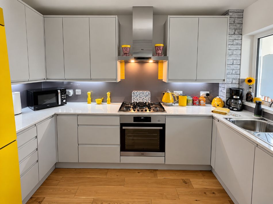 Property photo 2 of 15 Kitchen