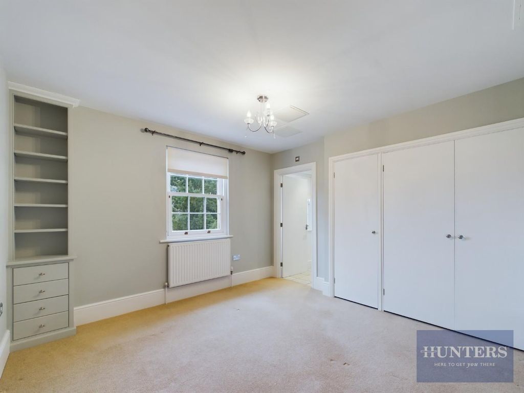 Property photo 2 of 10 Bedroom One.Jpg