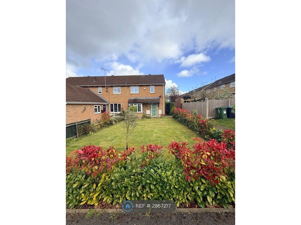 Property photo 1 of 26 Front Garden