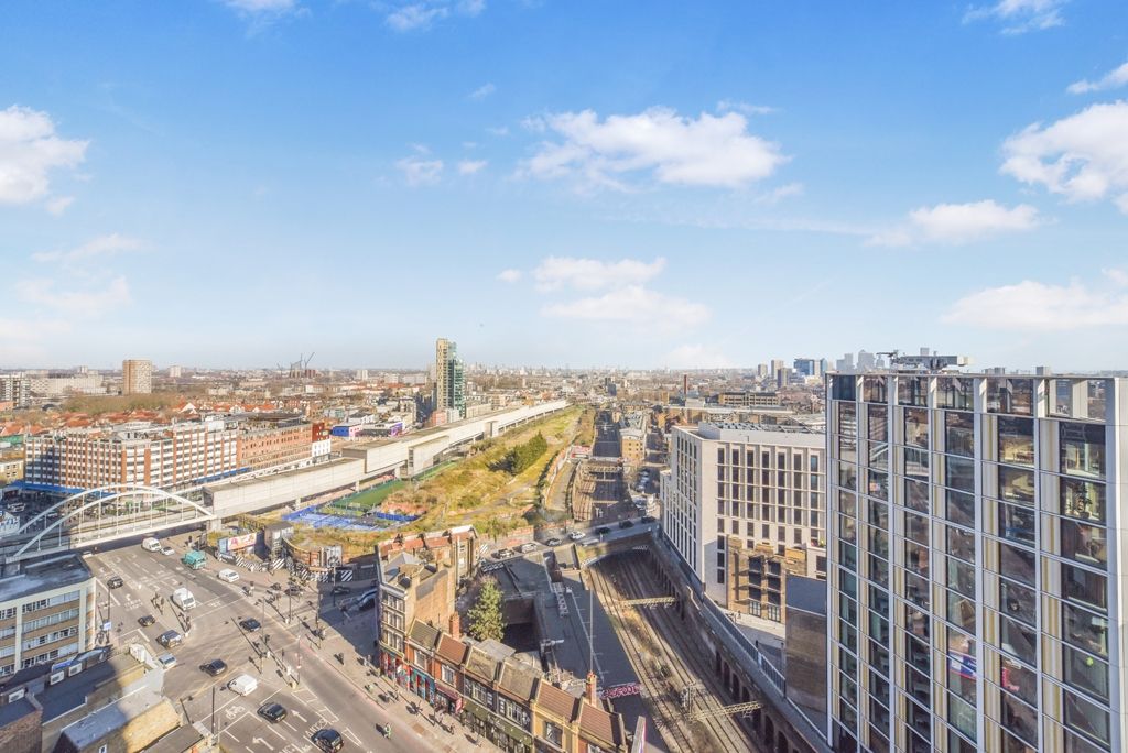 Property photo 2 of 14 Principal Tower