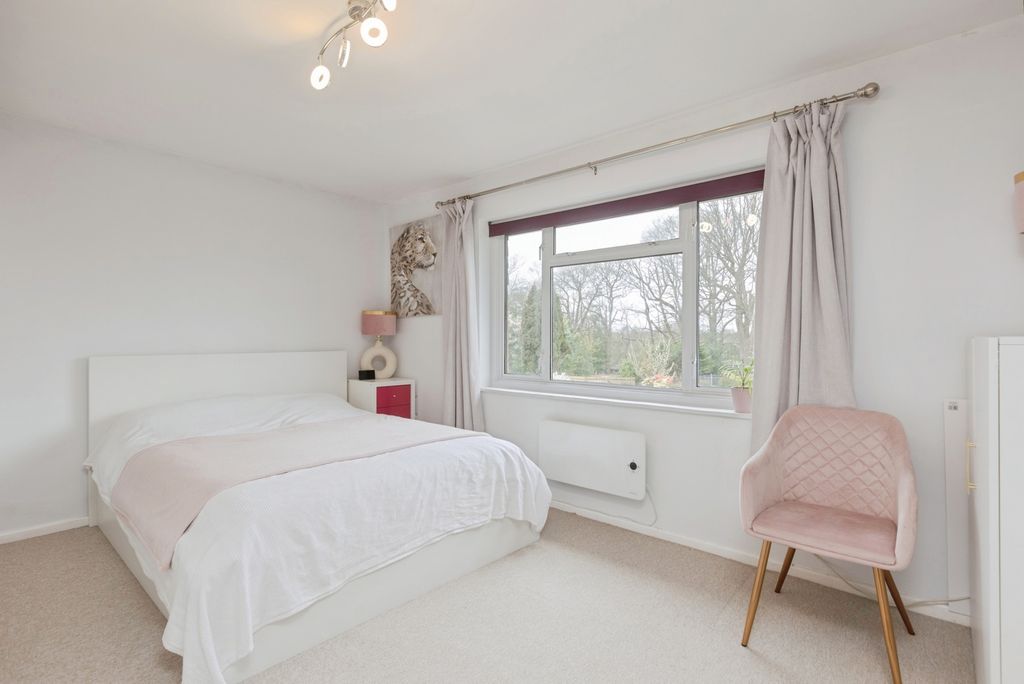 Property photo 1 of 16 Pbox-Img.Jpg