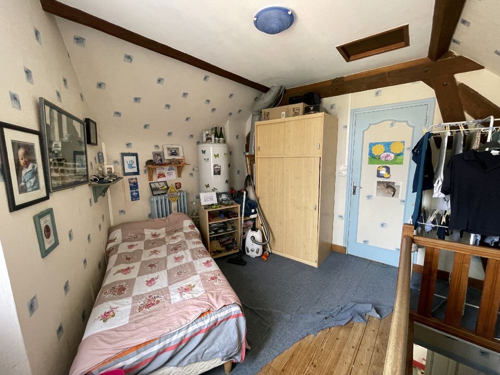Property photo 3 of 7