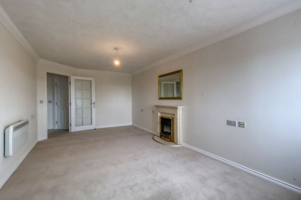 Property photo 3 of 10 Picture No. 02