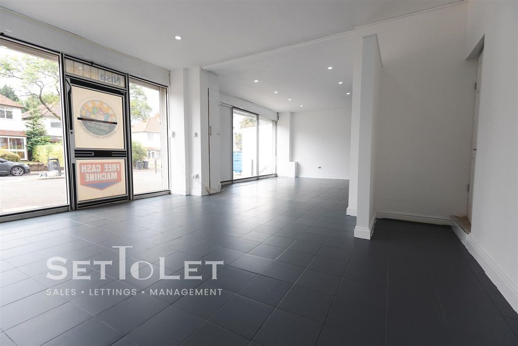 Property photo 1 of 11 5E5A9960.Jpg