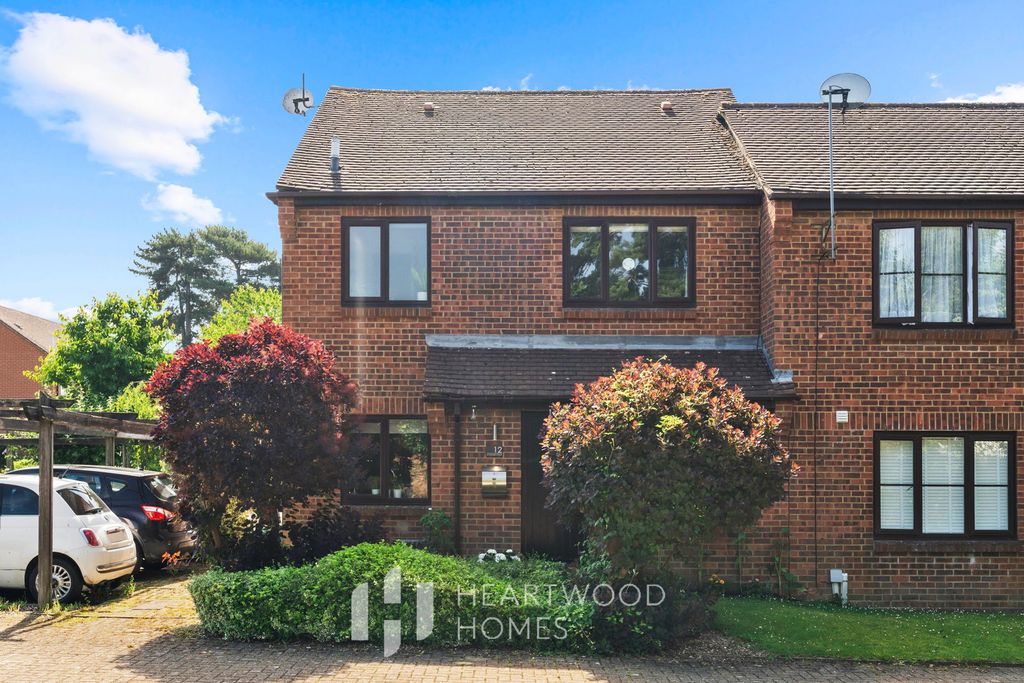 Property photo 1 of 12