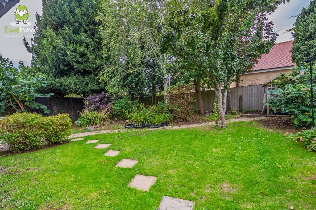 Property photo 3 of 26 34