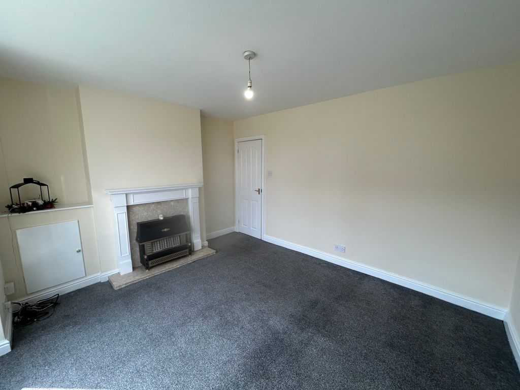 Property photo 2 of 7 Dining Room
