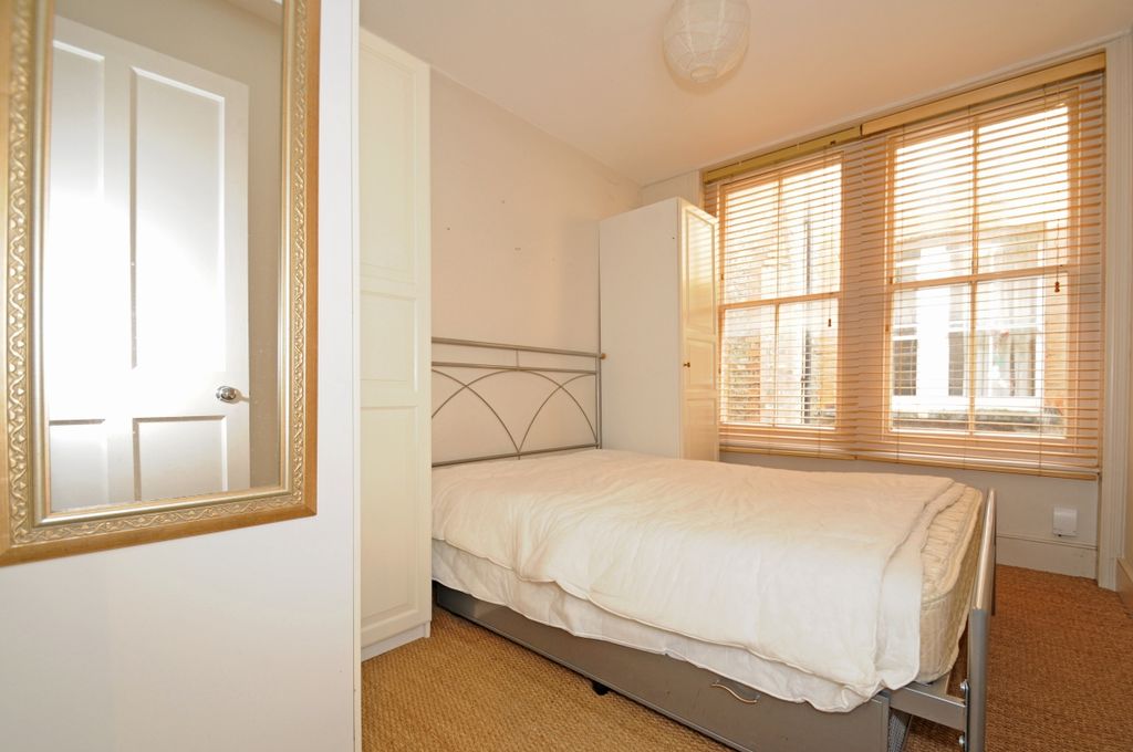 Property photo 3 of 5 429518 (1)c