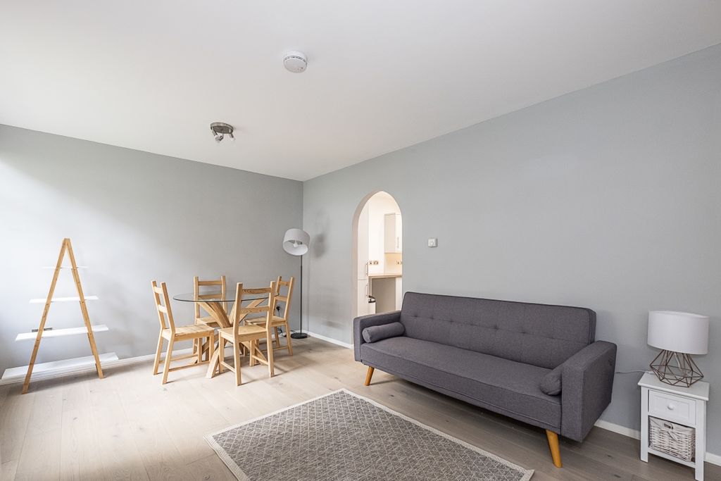 Property photo 1 of 12 Reception Room