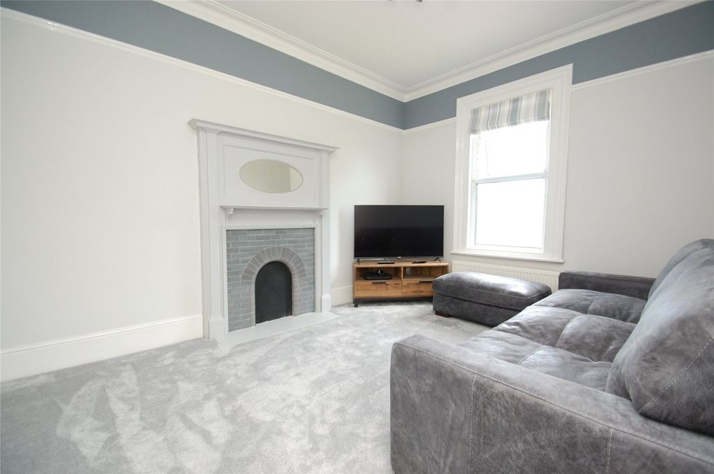 Property photo 2 of 10 Lounge View 1