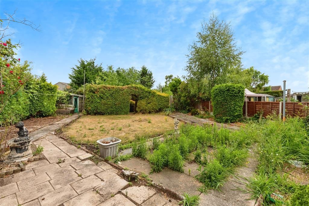 Property photo 3 of 17