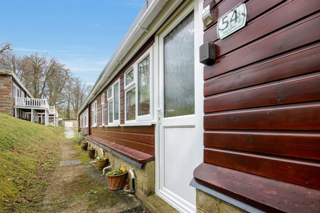 Property photo 3 of 13 E7081E6A-Fed9-4D57-Bfc4-0Bfa2B5B3D63