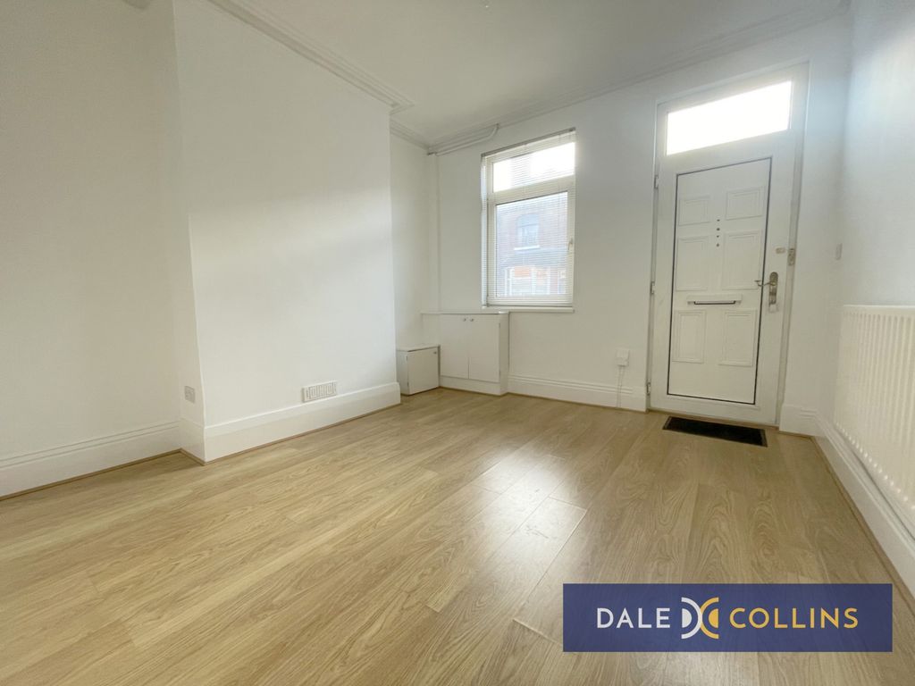 Property photo 2 of 17 Photo 16