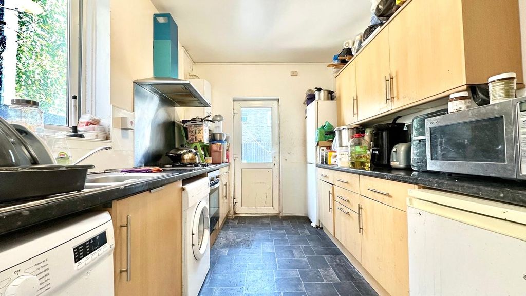 Property photo 3 of 9 Picture No. 07