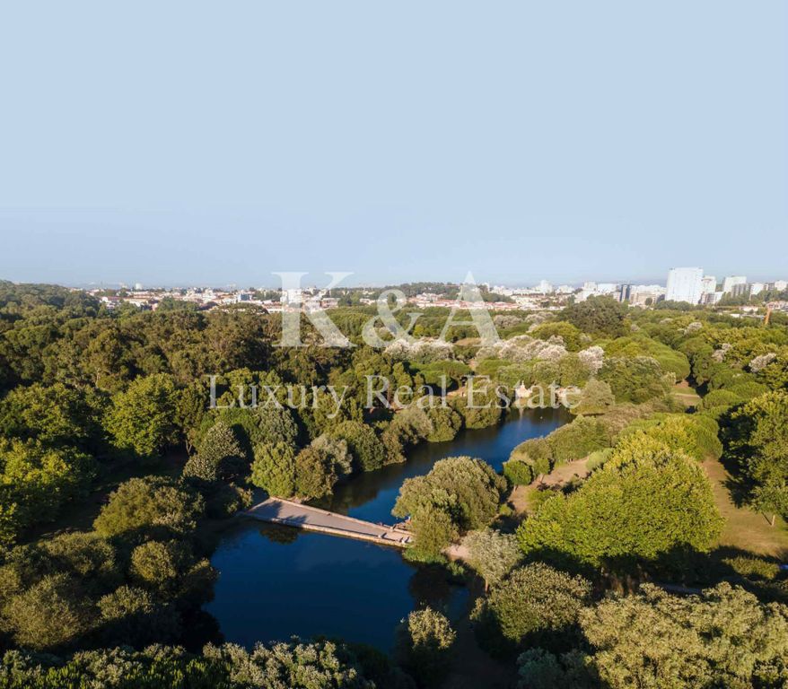 Property photo 2 of 33