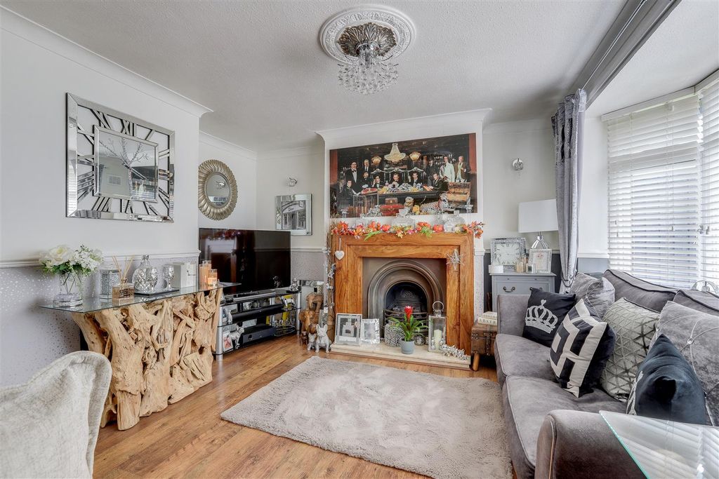 Property photo 3 of 15 100925_6.Jpg