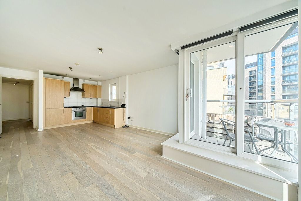 Property photo 2 of 9 Picture No. 37