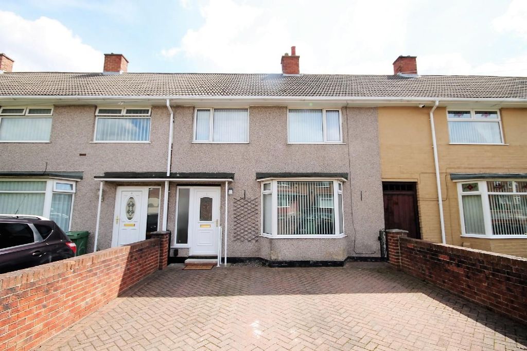 Property photo 1 of 9 Front