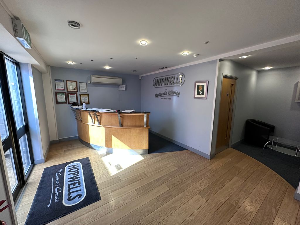 Property photo 2 of 5