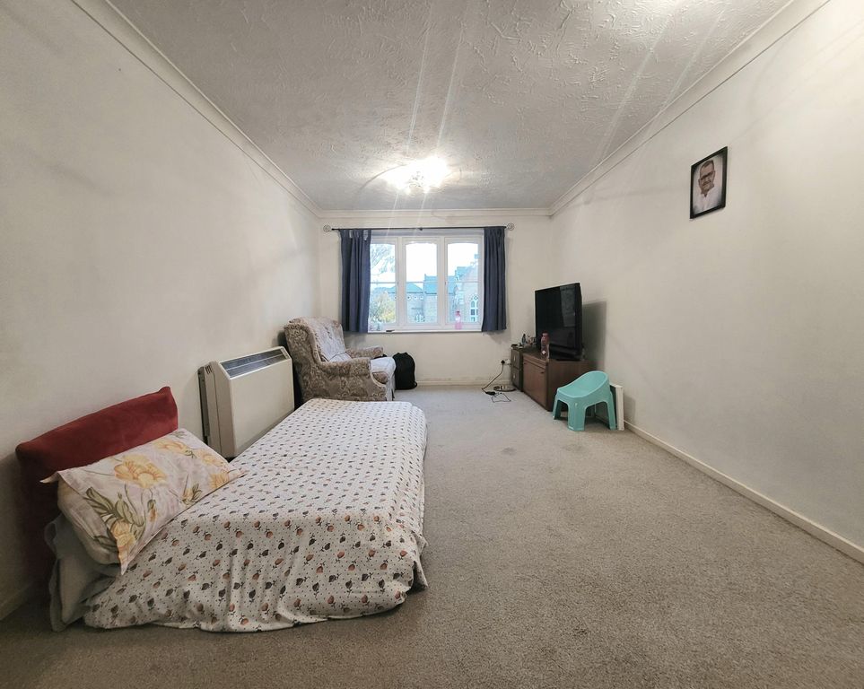 Property photo 2 of 6 Image