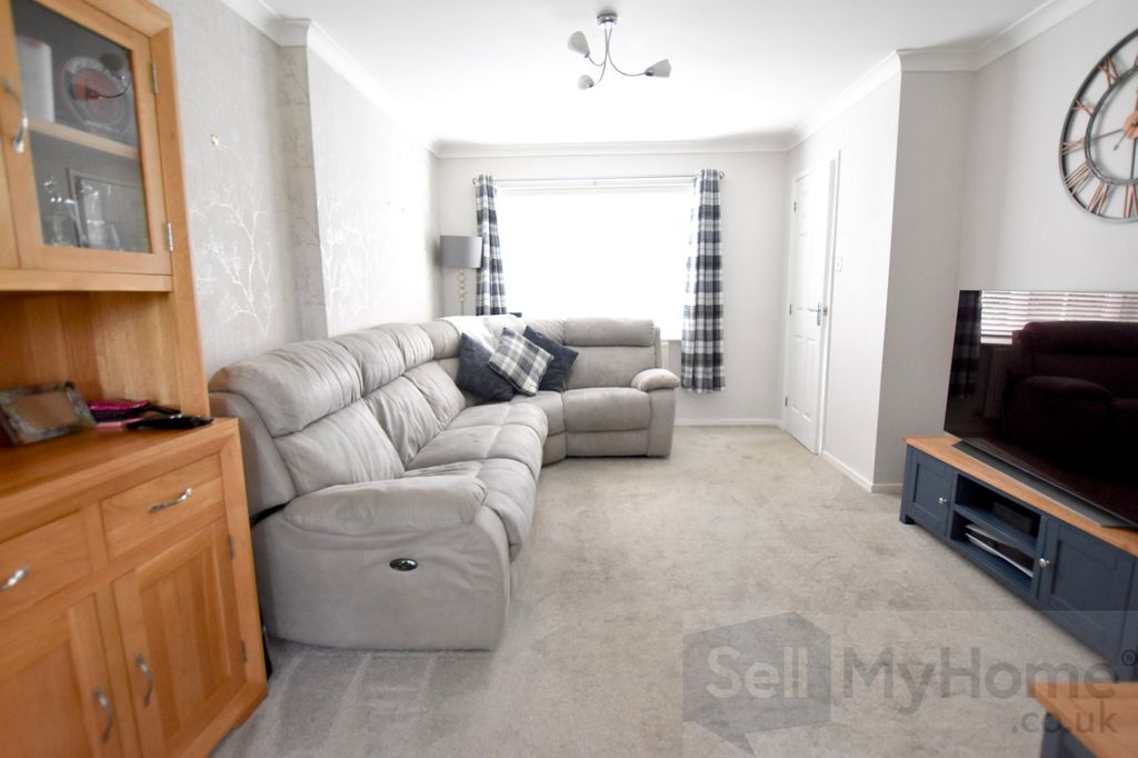 Property photo 2 of 12 Dsc_0010