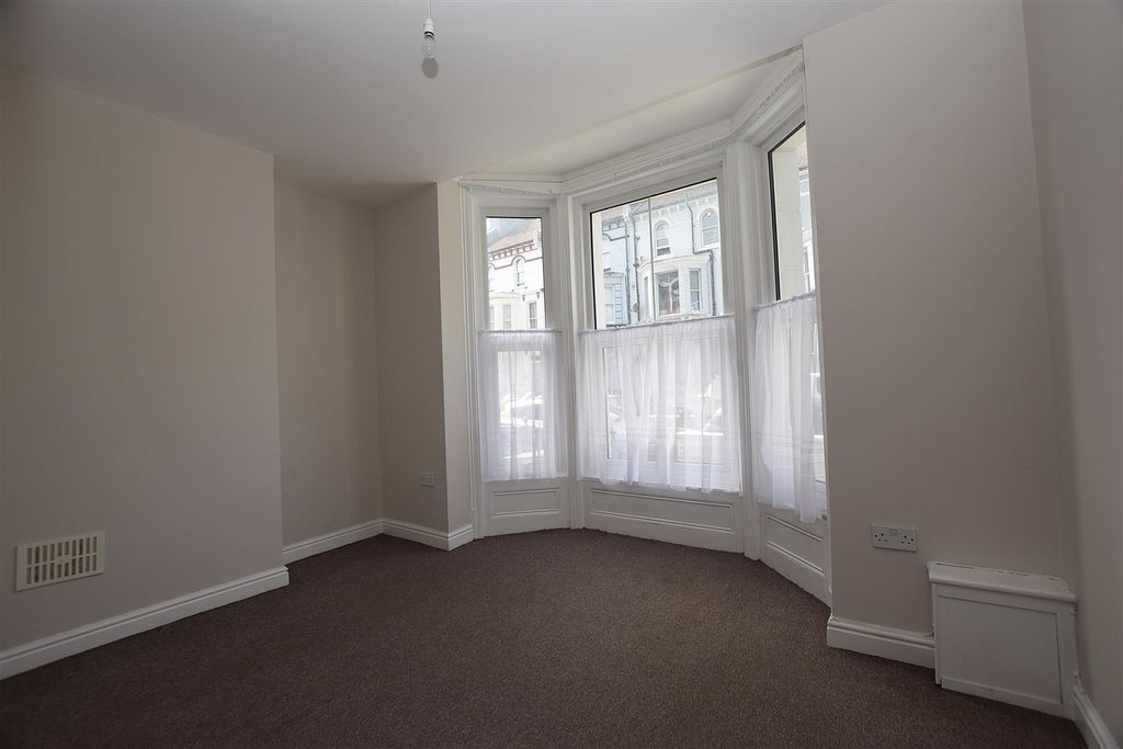 Property photo 2 of 6 Dsc_1002.Jpg