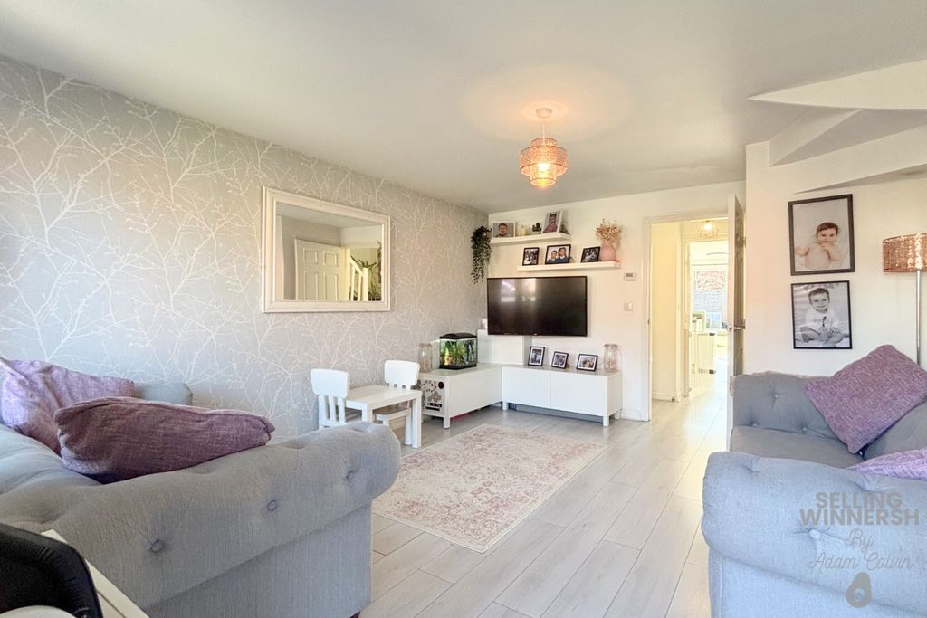 Property photo 3 of 15 5021415