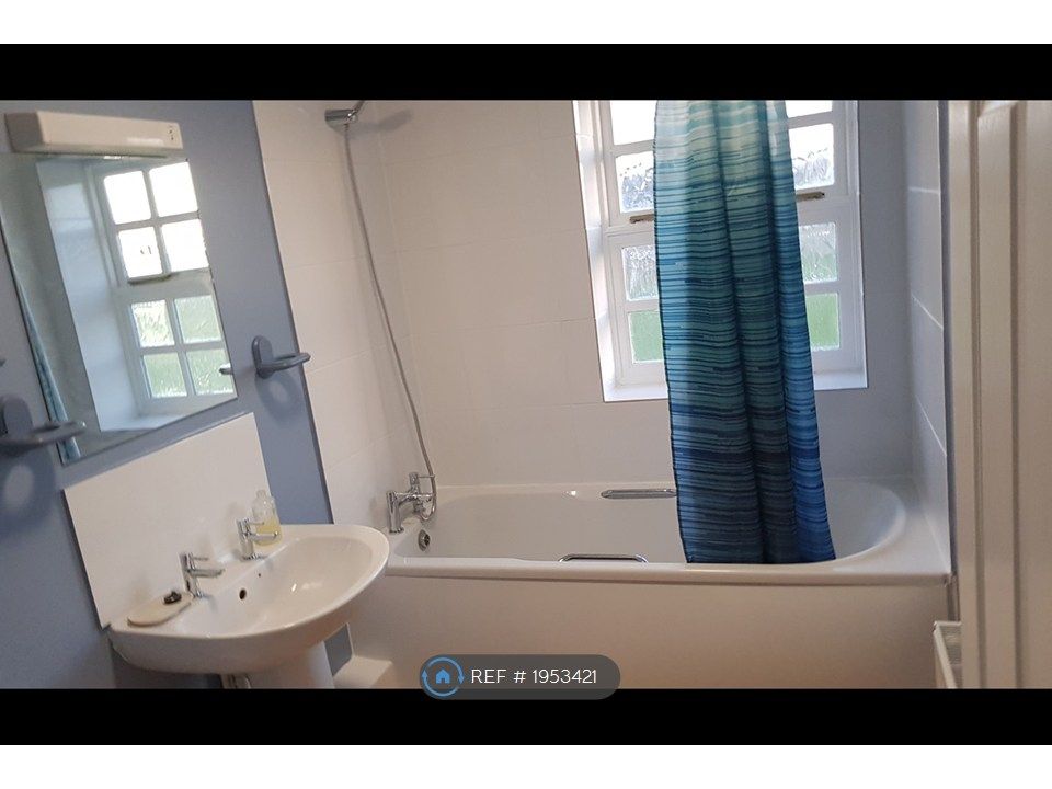 Property photo 2 of 3