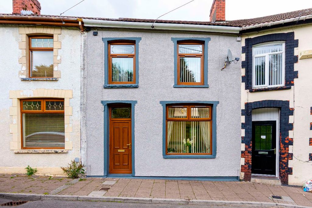 Property photo 1 of 30
