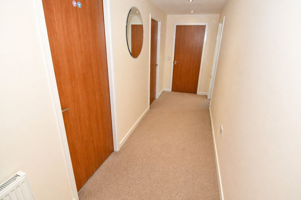 Property photo 2 of 9 5122071