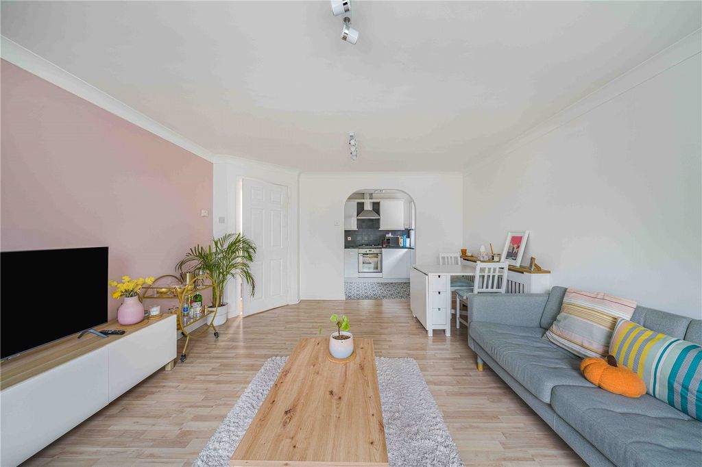 Property photo 3 of 17 Open Plan Living