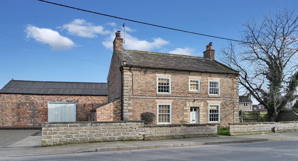 Property photo 1 of 15 External.Jpg