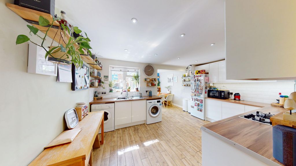 Property photo 3 of 18 38-Antingham-Road-08232026_175322