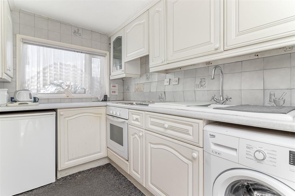 Property photo 3 of 25 5405943