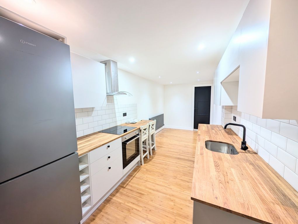 Property photo 1 of 6 Self-Contained 1 Bed Annex