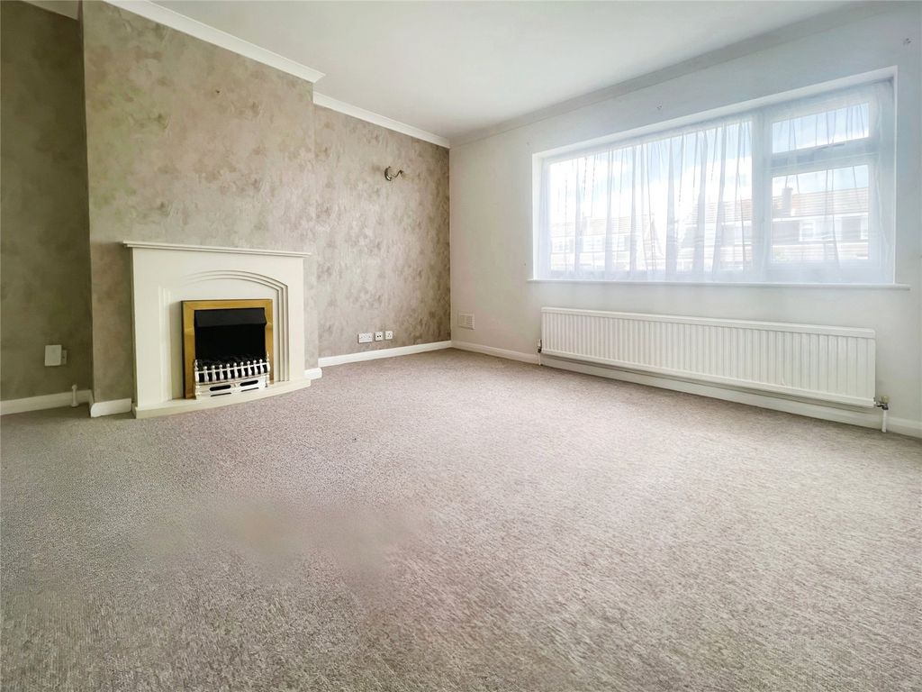 Property photo 2 of 12 Picture No. 08