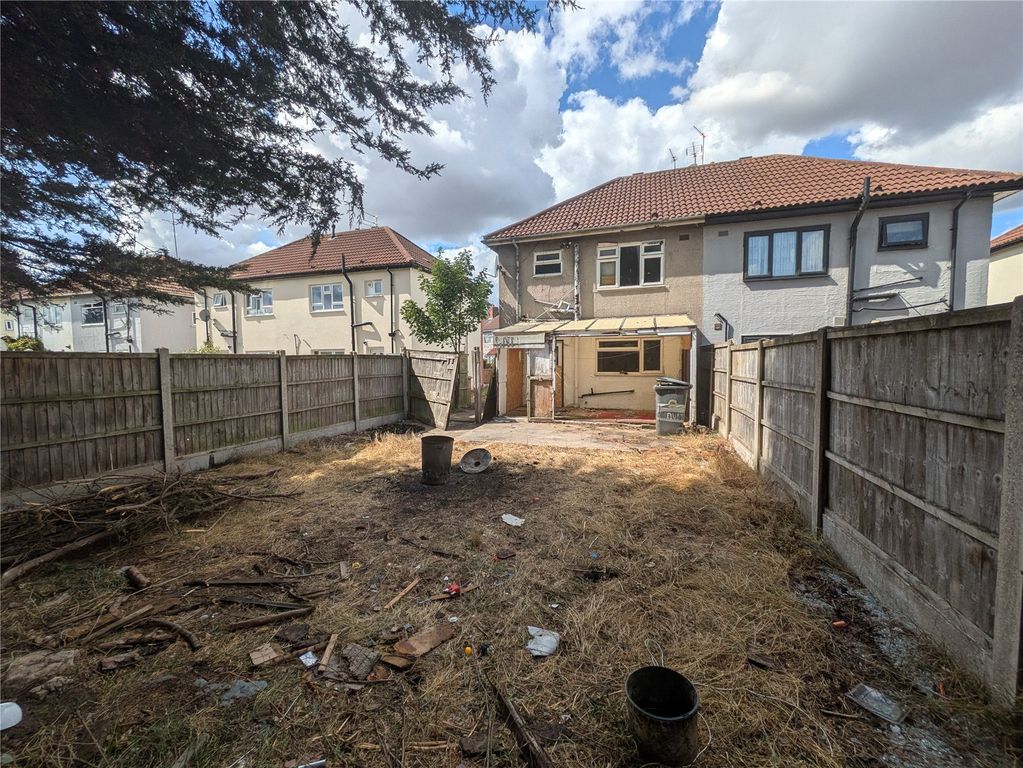 Property photo 2 of 3 Picture No. 01