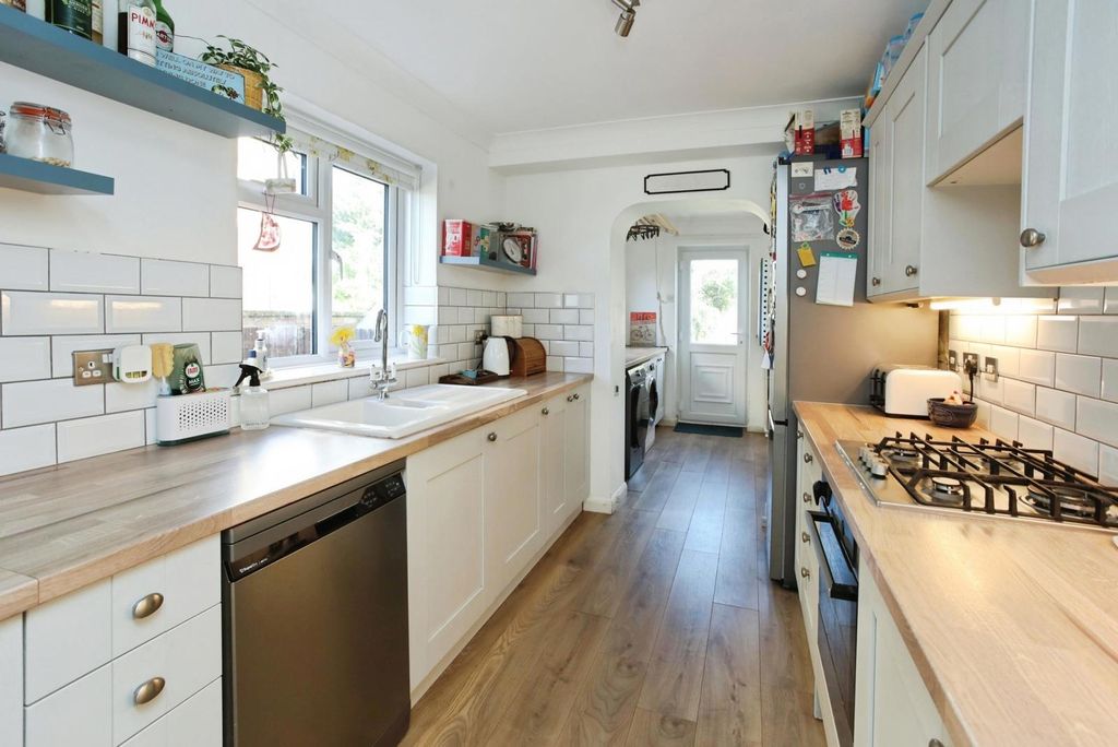 Property photo 2 of 13 Pbox-Img.Jpg