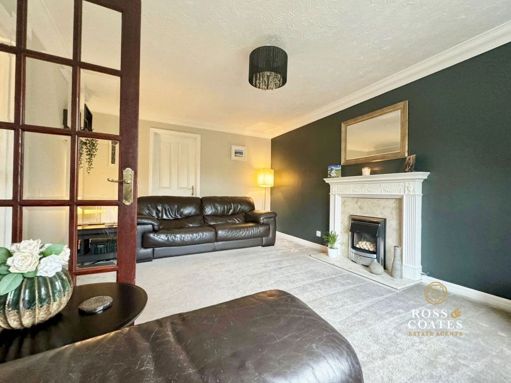 Property photo 2 of 36