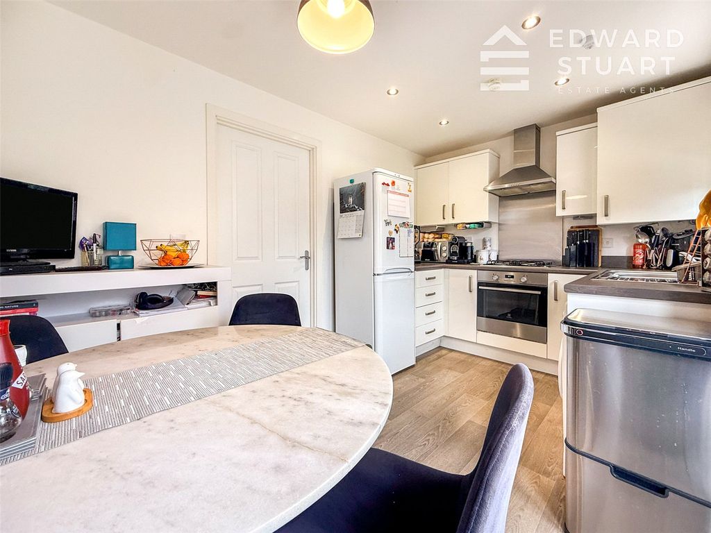 Property photo 3 of 8 Picture No. 08