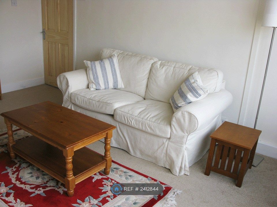Property photo 1 of 13 Sitting-Room